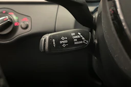 valkoinen Audi A5 2012 kuva 16.