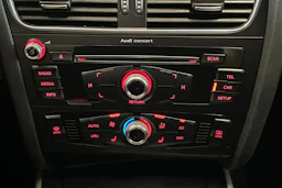 valkoinen Audi A5 2012 kuva 22.