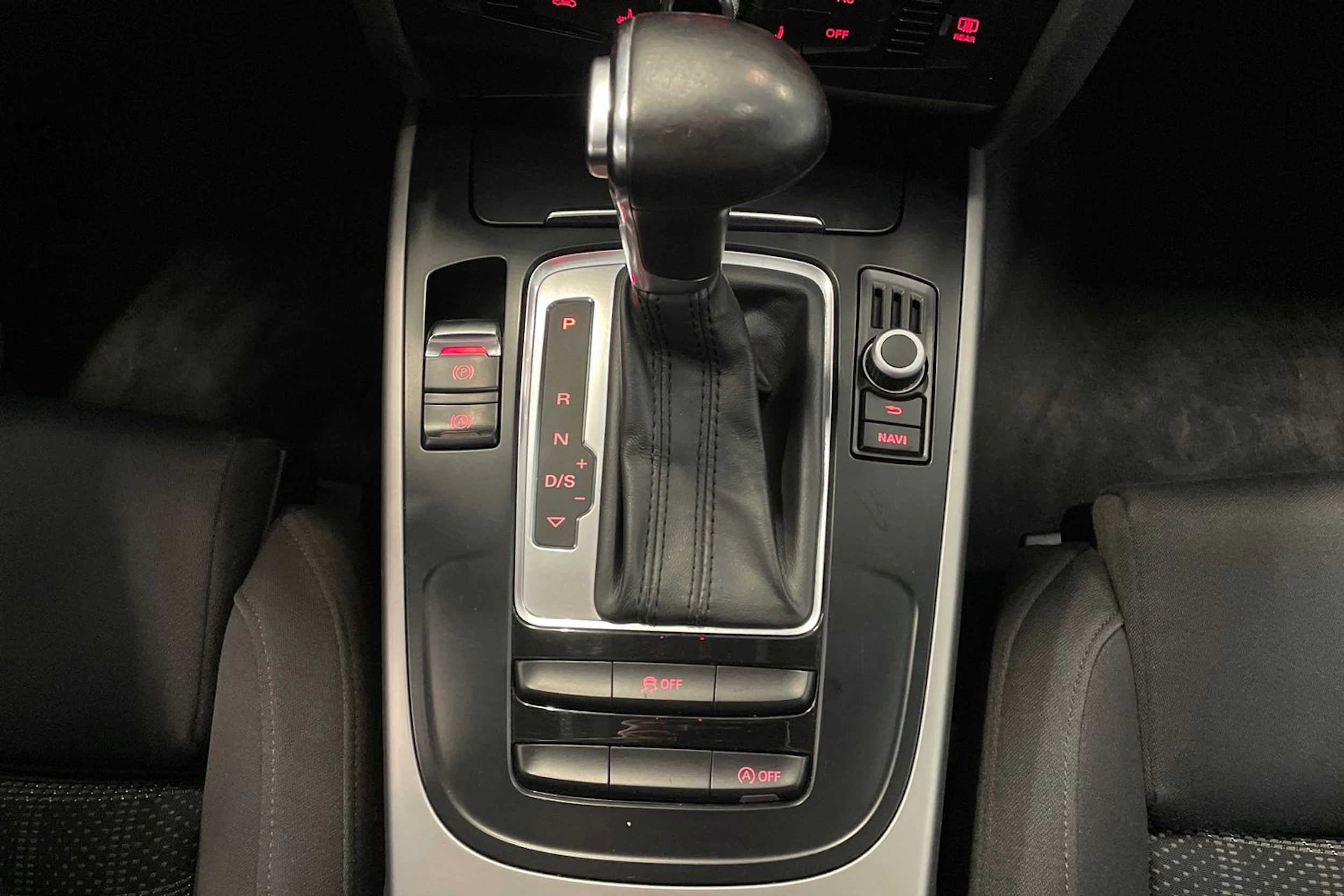 valkoinen Audi A5 2012 kuva 23.