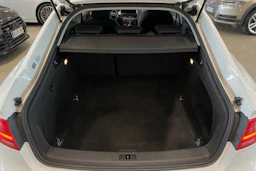 valkoinen Audi A5 2012 kuva 26.