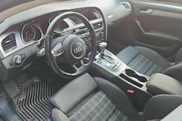 musta Audi A5 2012 kuva 3.