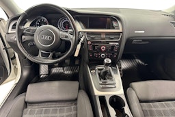 valkoinen Audi A5 2012 kuva 9.