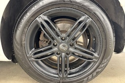 valkoinen Audi A5 2012 kuva 13.