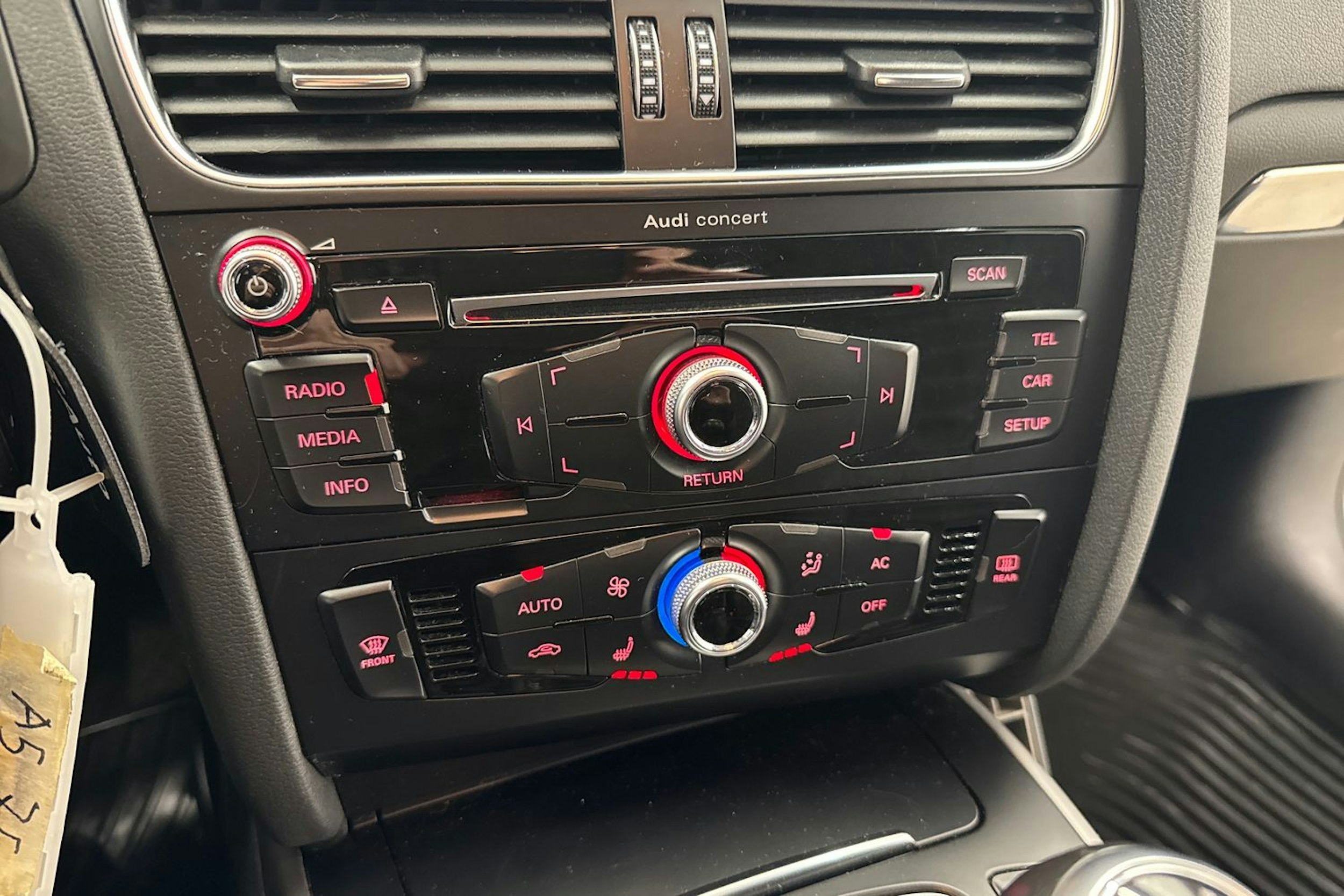 valkoinen Audi A5 2012 kuva 20.