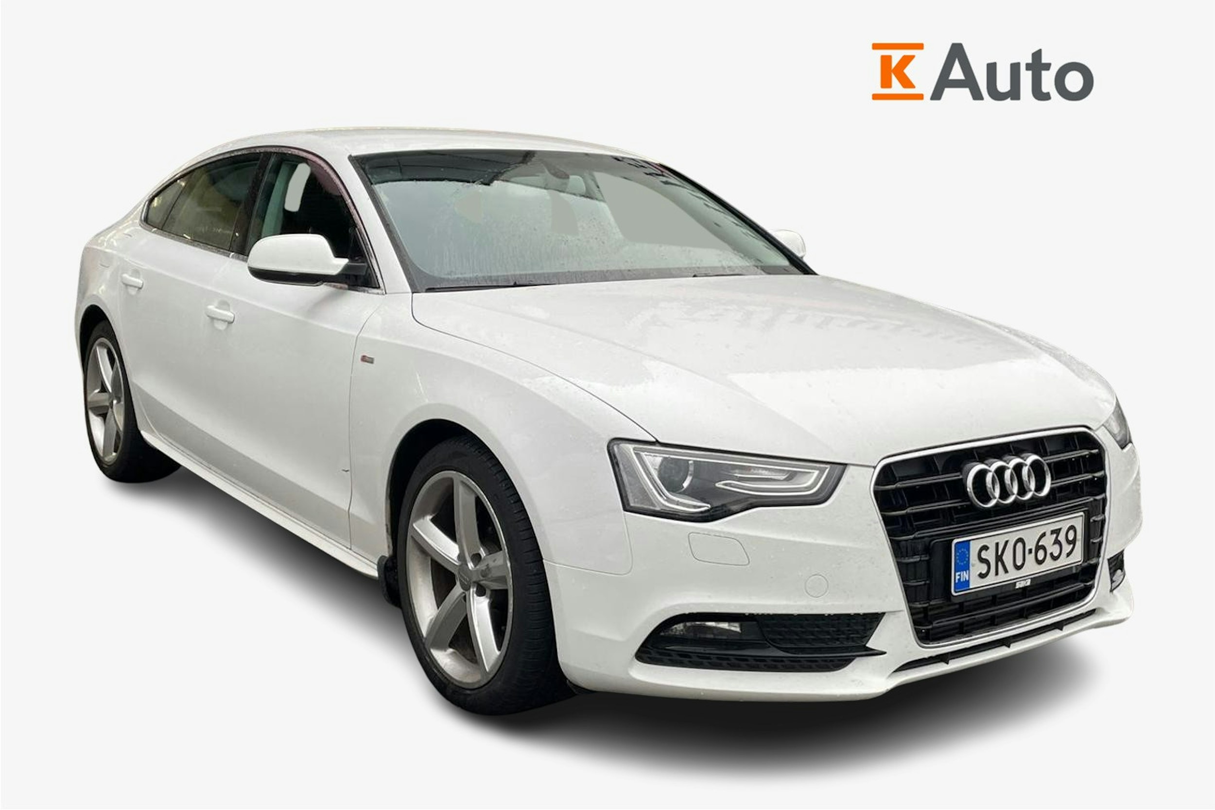 valkoinen Audi A5 2012 kuva 1.