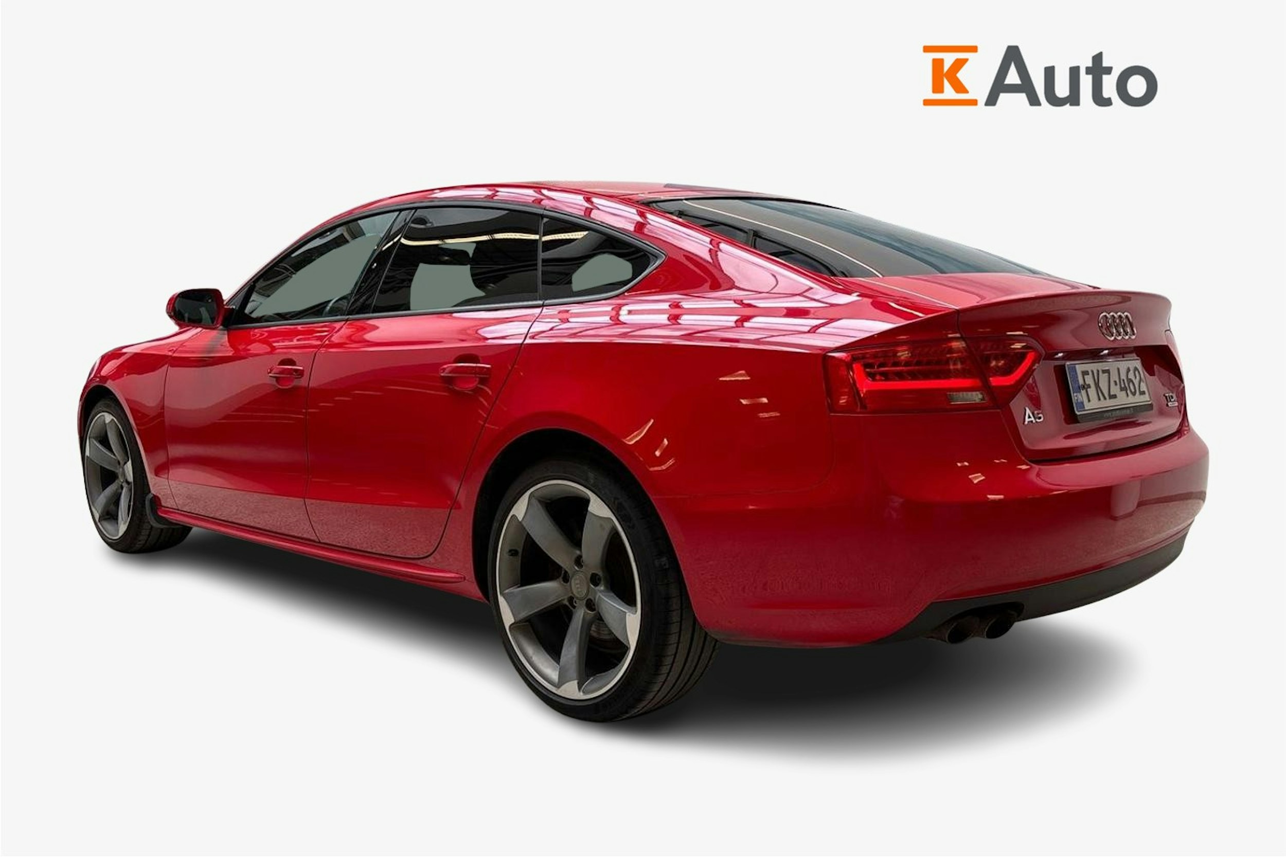 punainen Audi A5 2013 kuva 2.