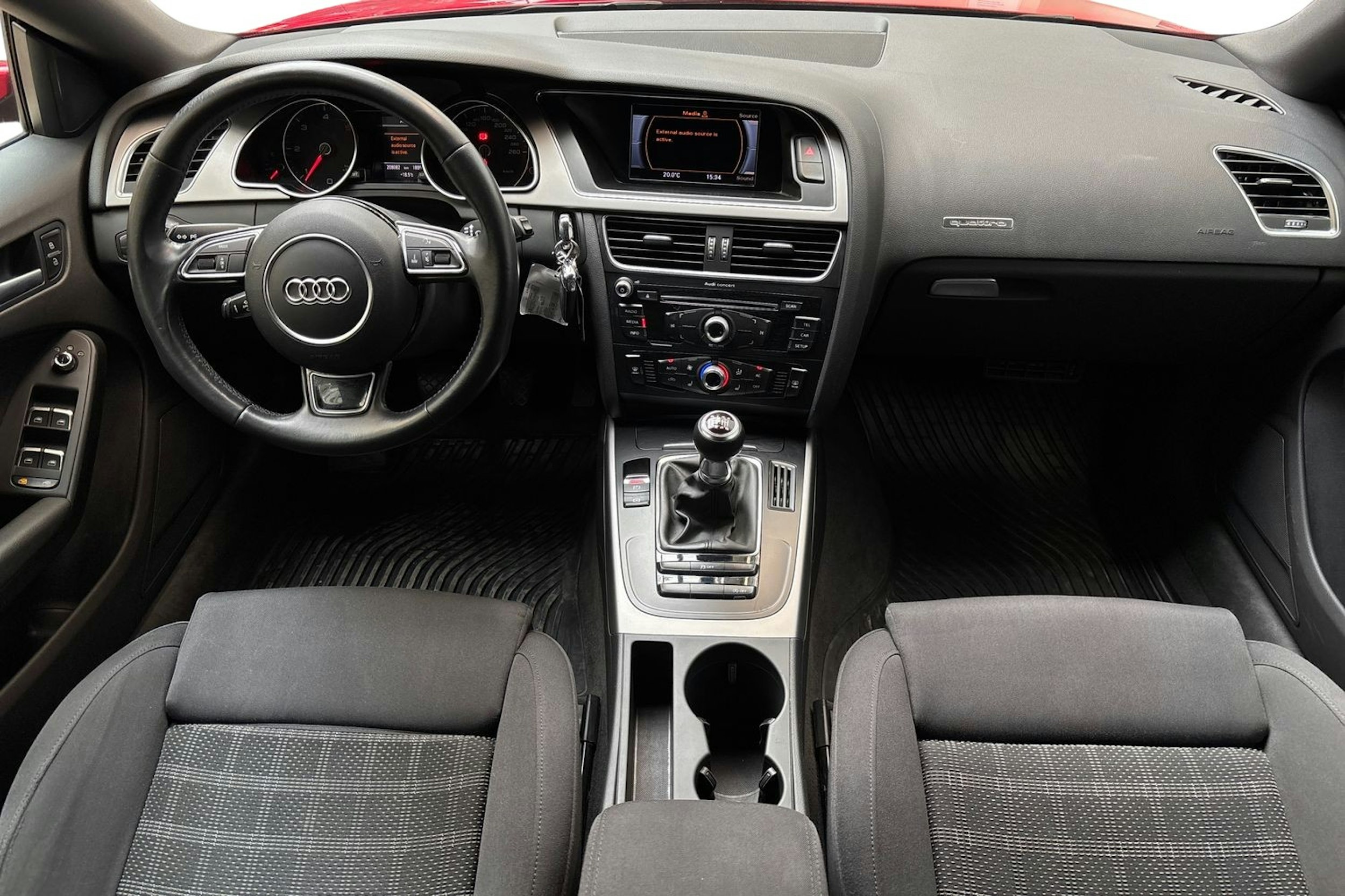 punainen Audi A5 2013 kuva 9.