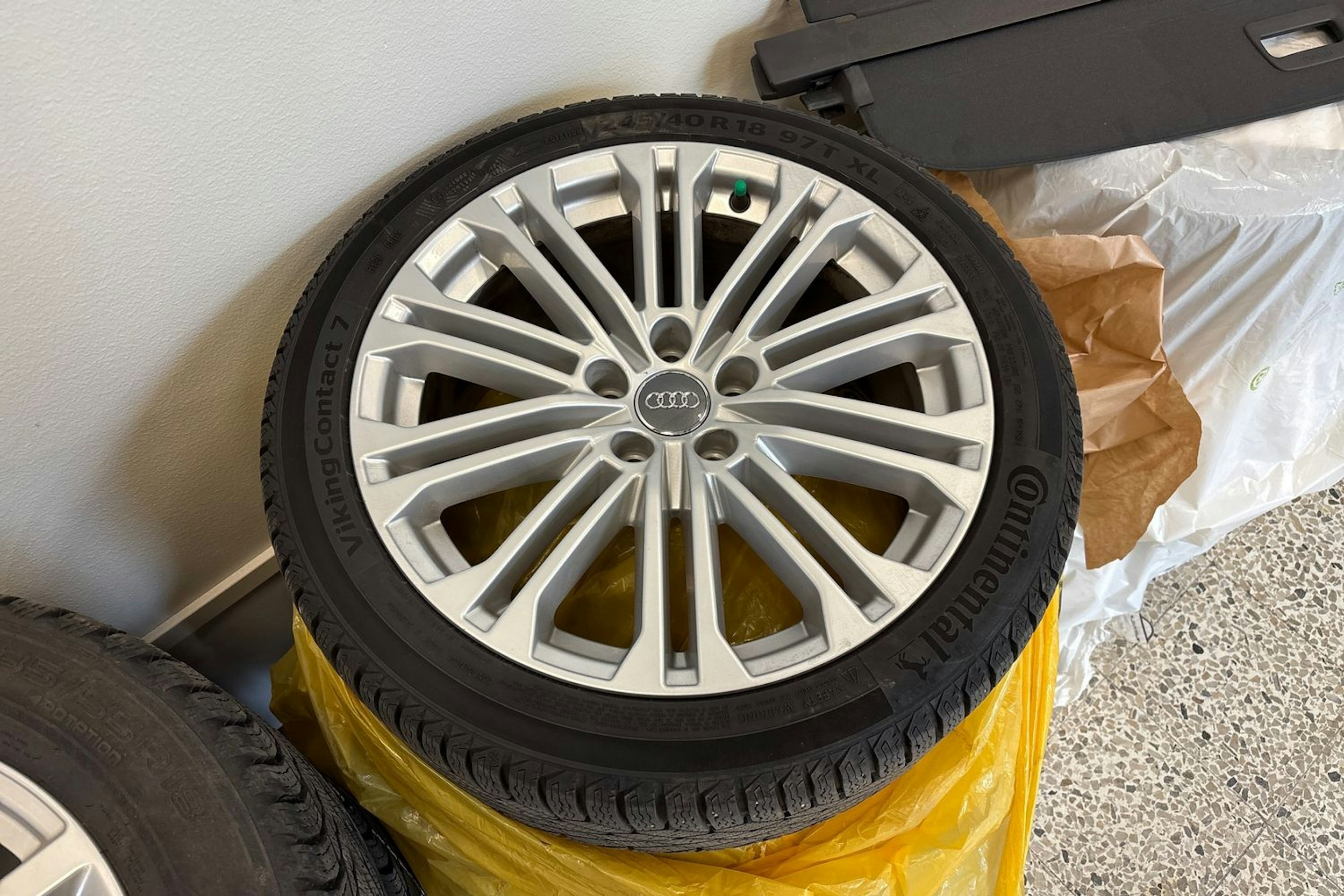 punainen Audi A5 2013 kuva 15.