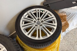 punainen Audi A5 2013 kuva 15.