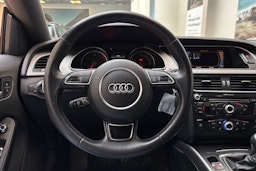 punainen Audi A5 2013 kuva 21.