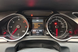 punainen Audi A5 2013 kuva 22.