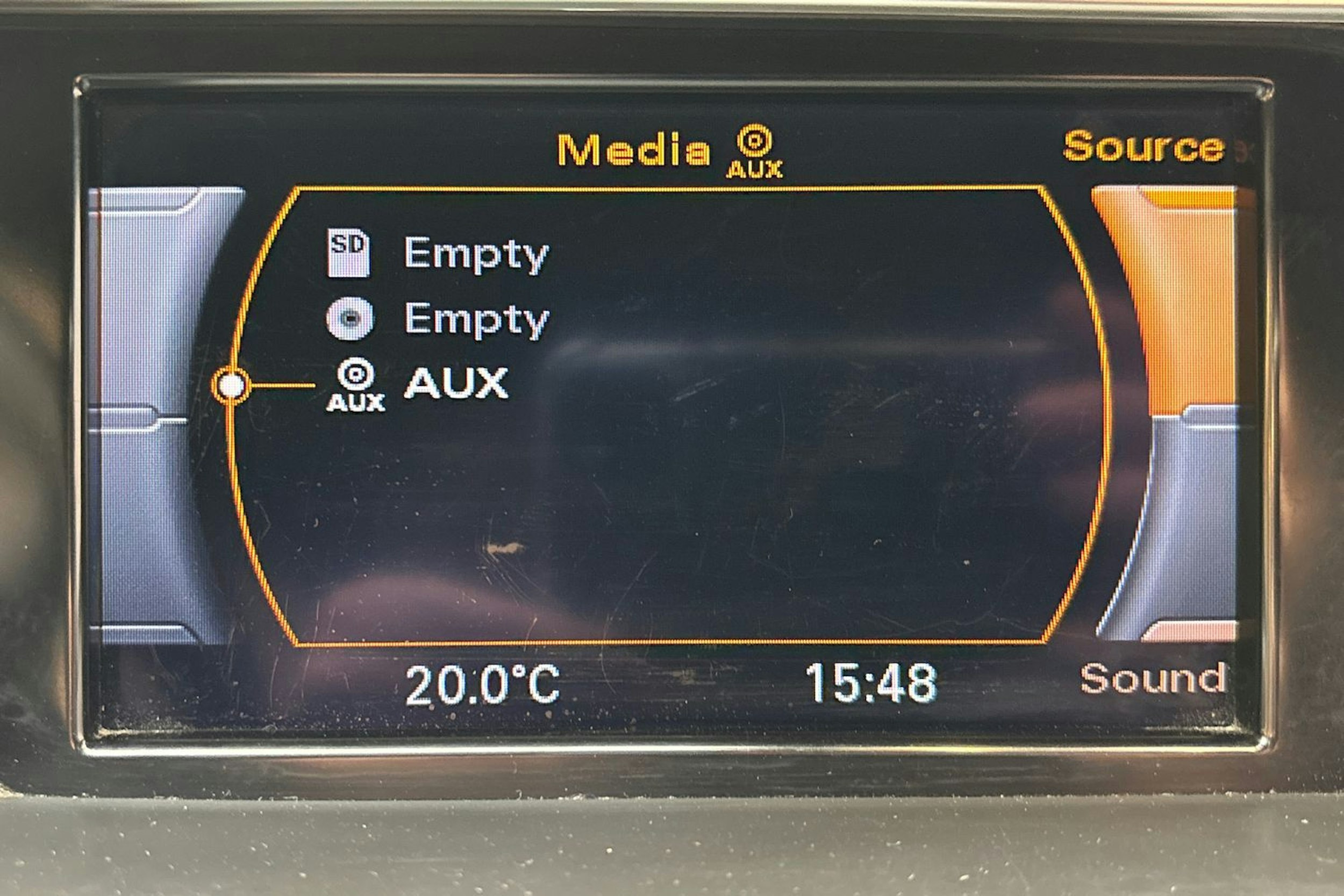 punainen Audi A5 2013 kuva 23.