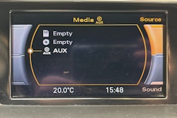 punainen Audi A5 2013 kuva 23.