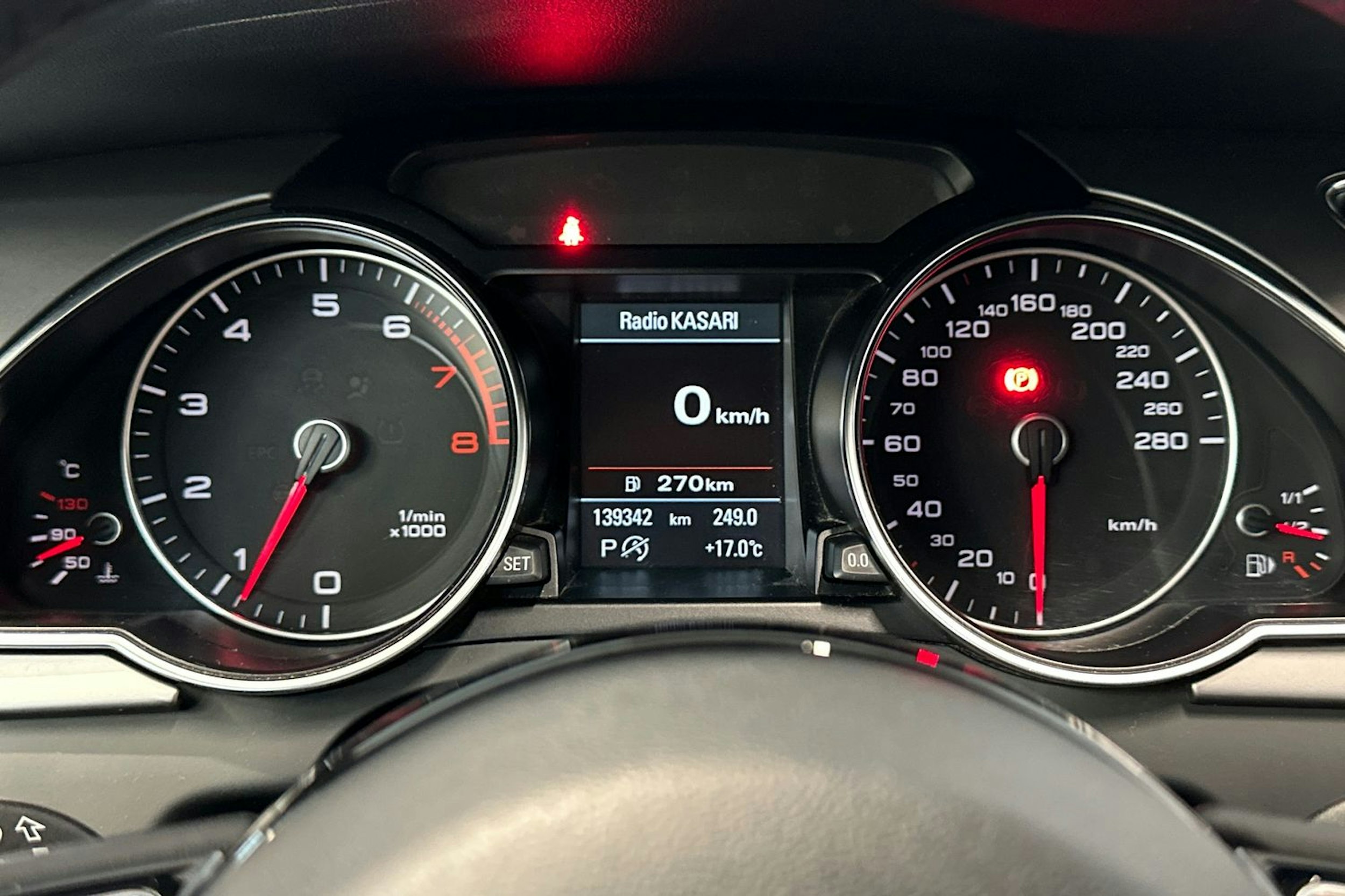 valkoinen Audi A5 2013 kuva 19.
