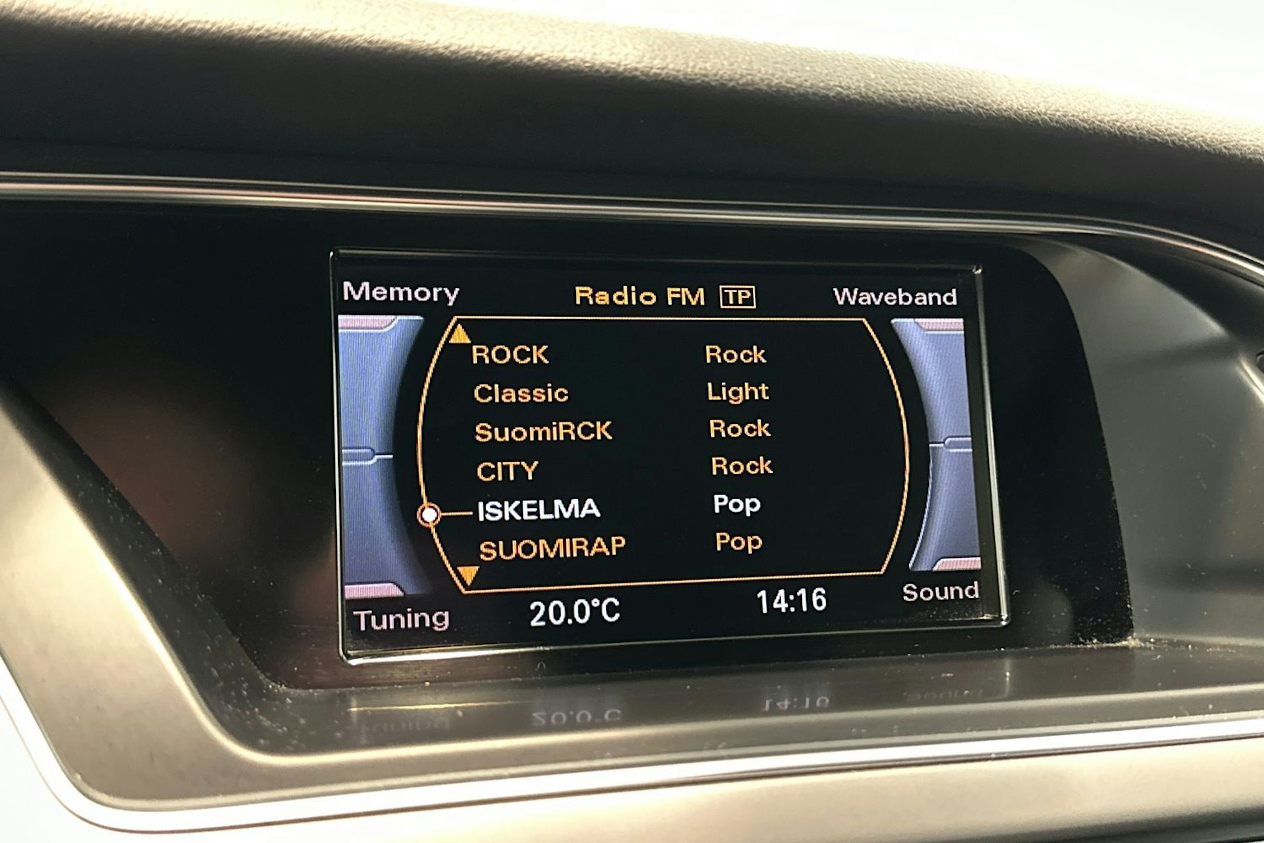 valkoinen Audi A5 2013 kuva 20.