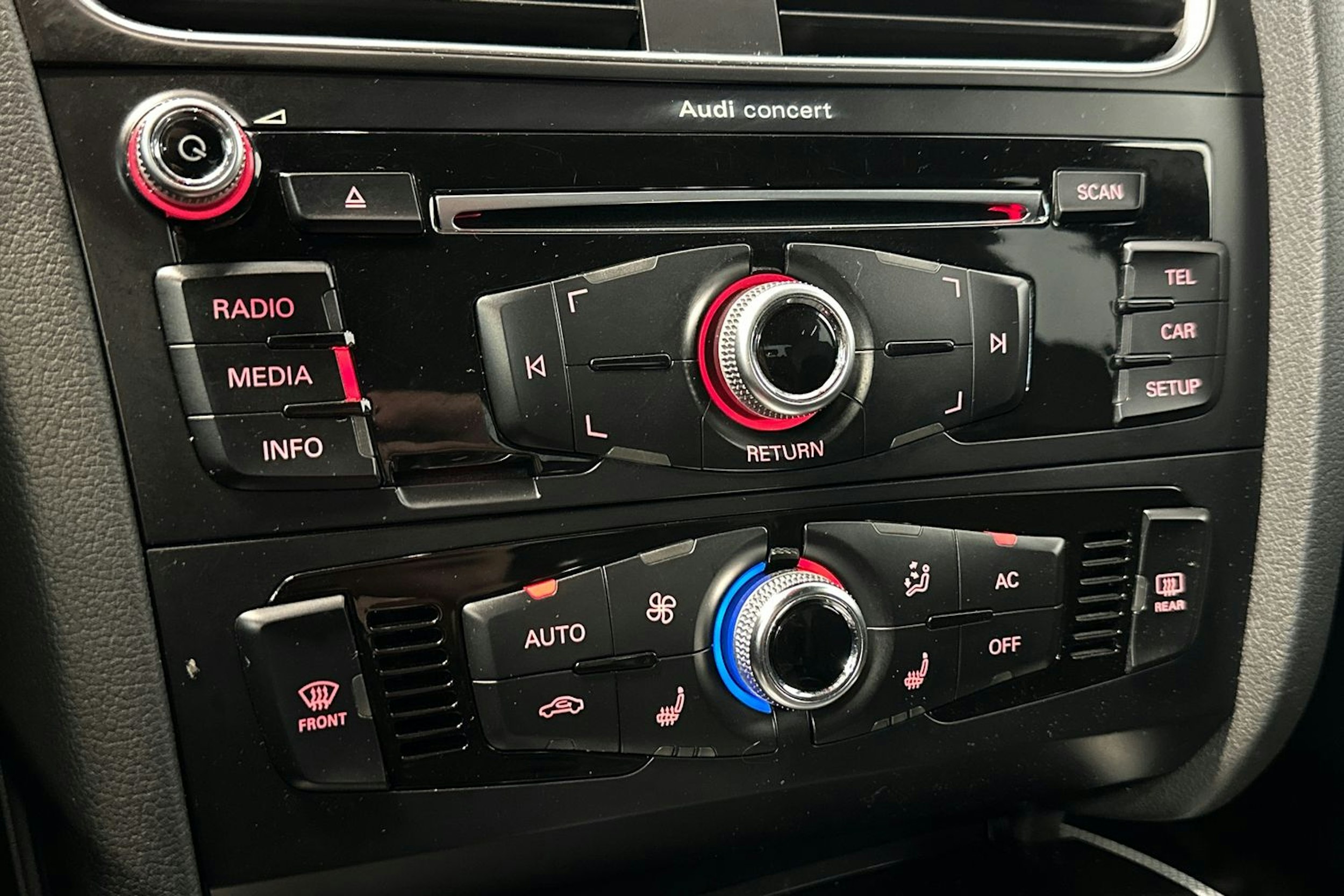 valkoinen Audi A5 2013 kuva 25.