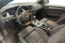 musta Audi A5 2013 kuva 3.