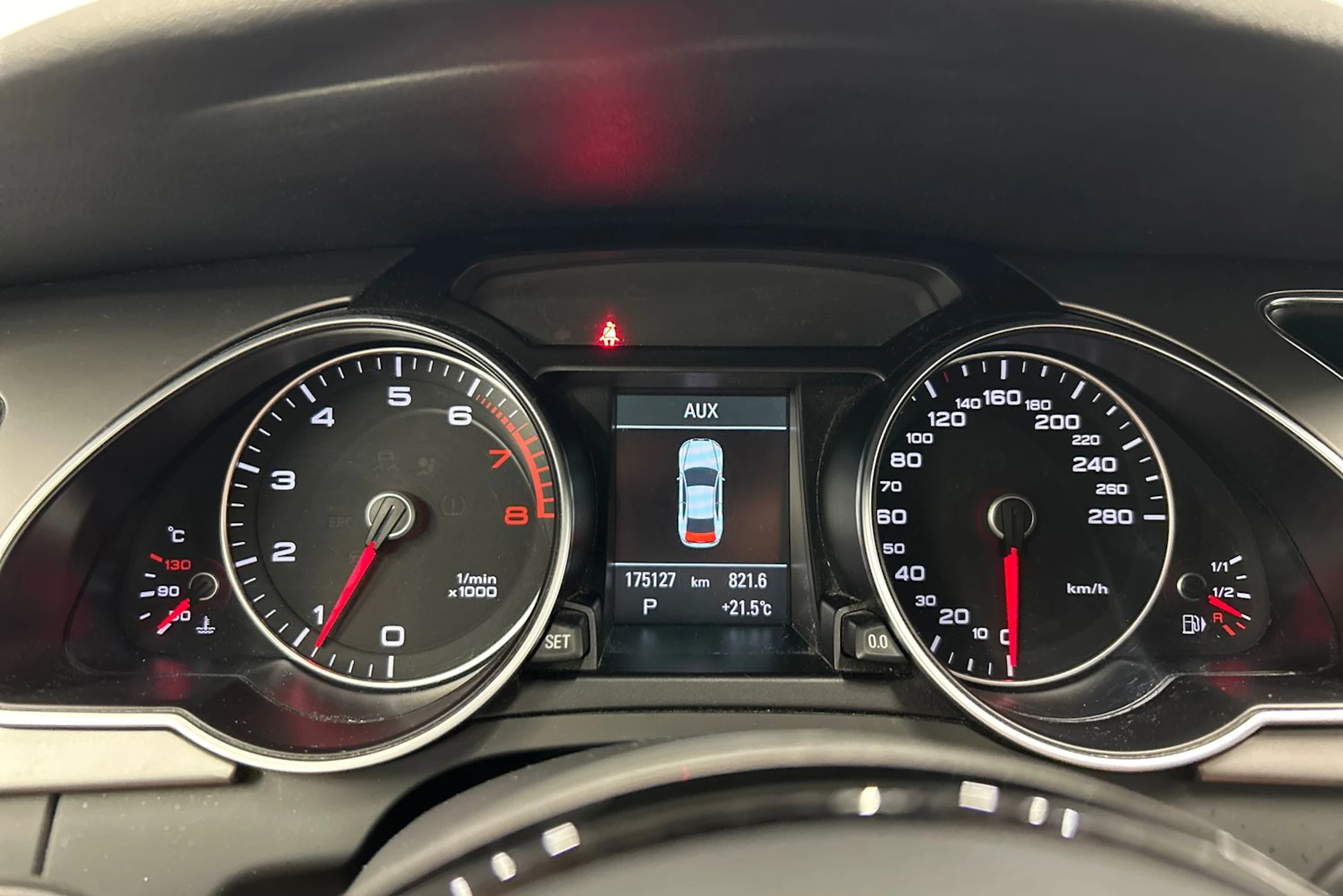 musta Audi A5 2013 kuva 16.