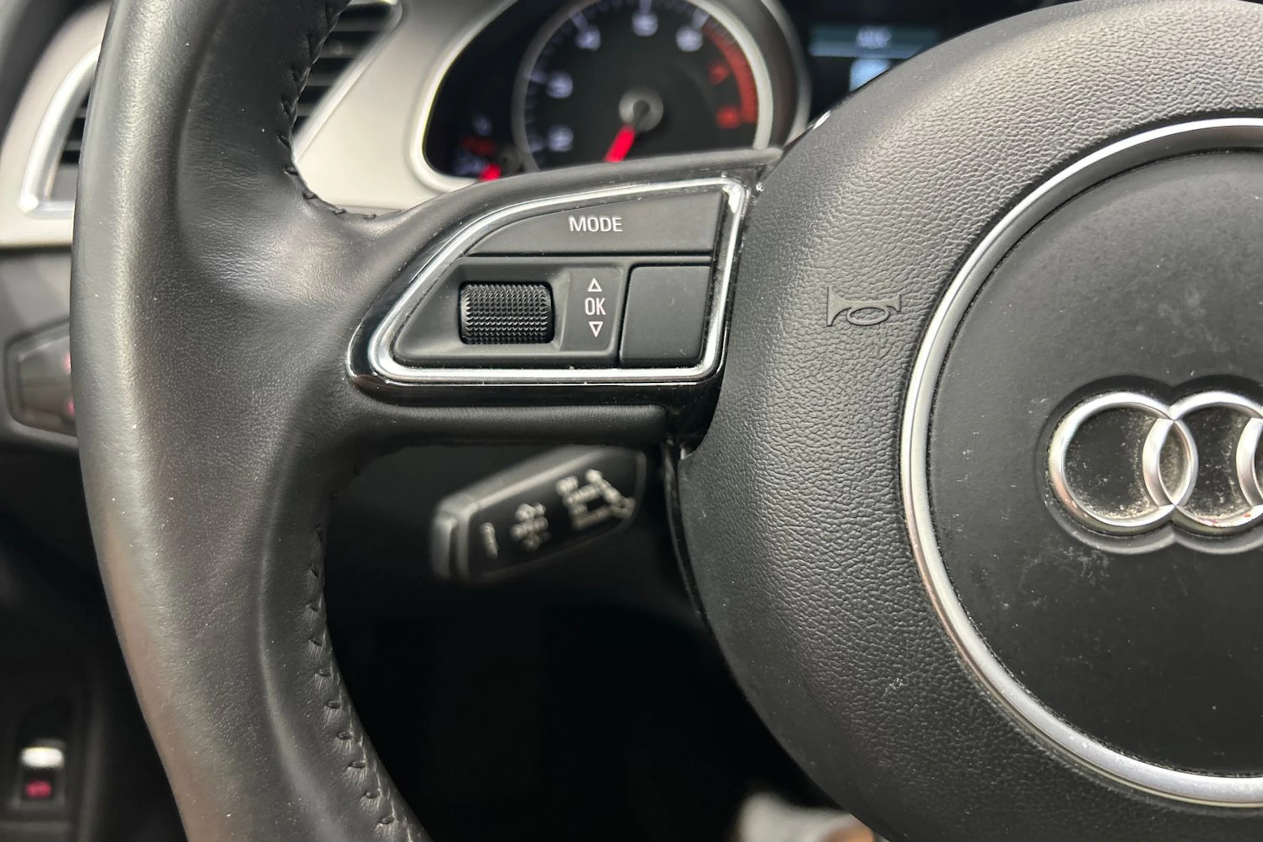 musta Audi A5 2013 kuva 17.