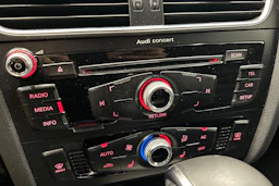 musta Audi A5 2013 kuva 22.
