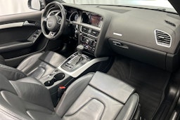 harmaa Audi A5 2013 kuva 11.