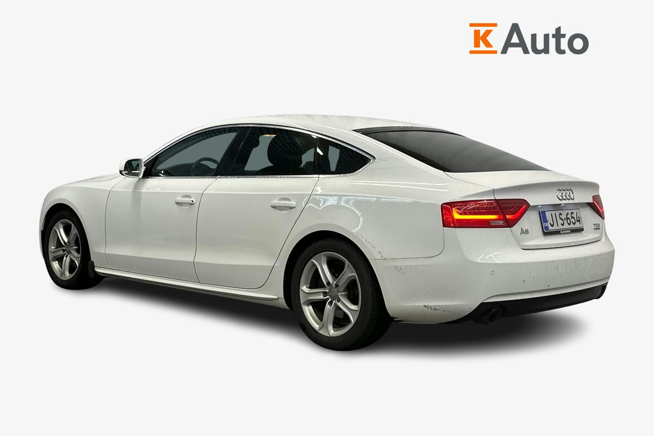 valkoinen Audi A5 2013 kuva 2.