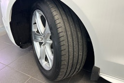 valkoinen Audi A5 2013 kuva 13.