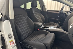 valkoinen Audi A5 2013 kuva 16.