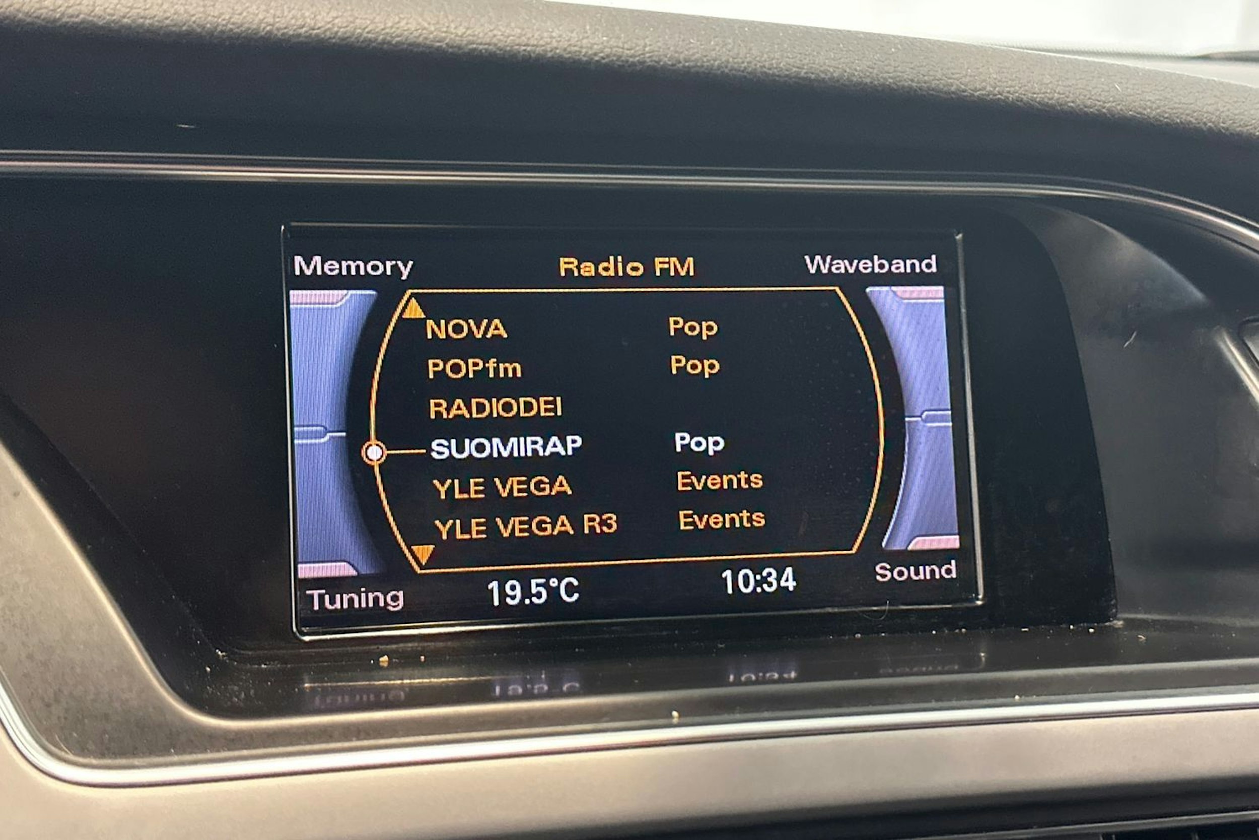 valkoinen Audi A5 2013 kuva 19.