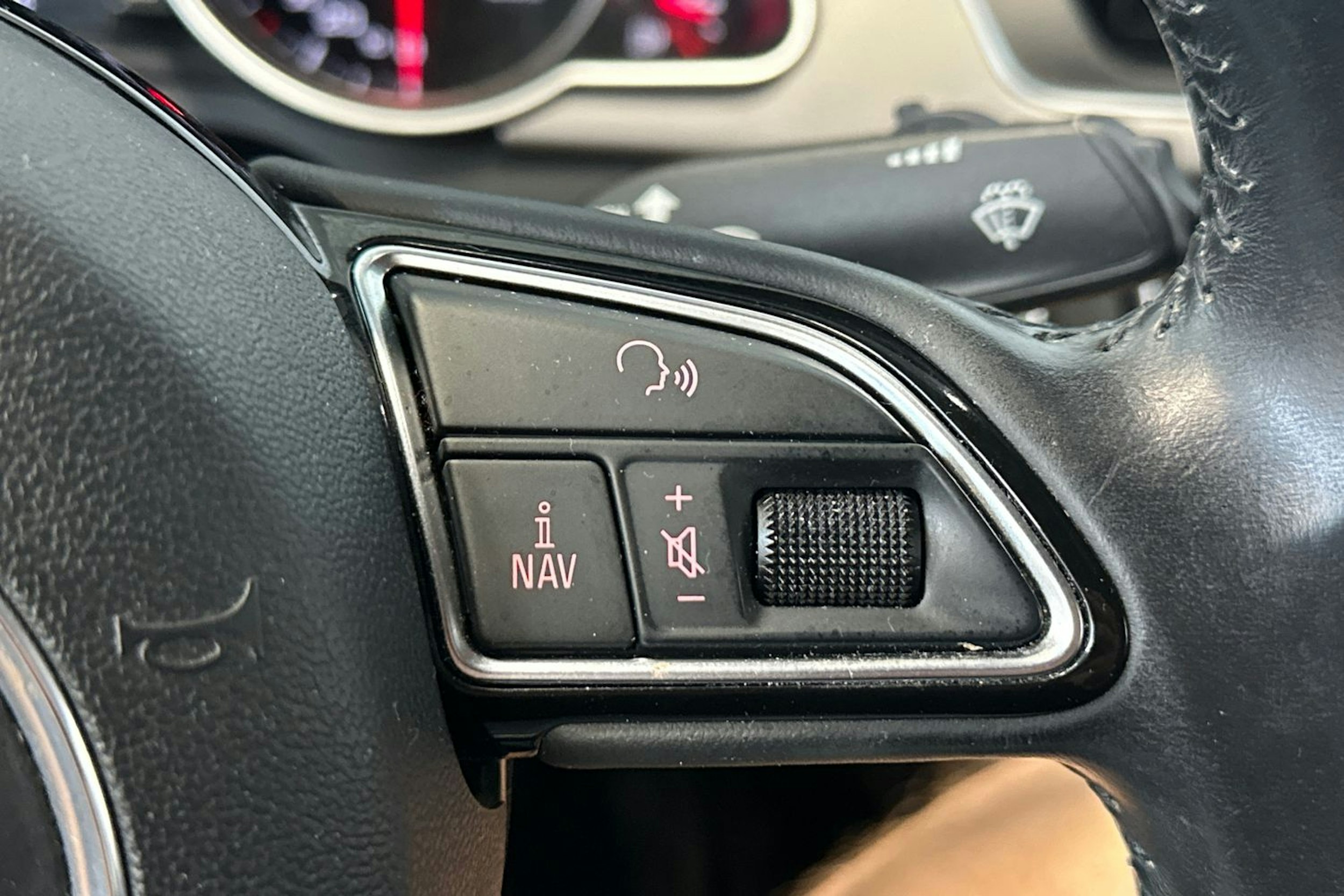 valkoinen Audi A5 2013 kuva 28.