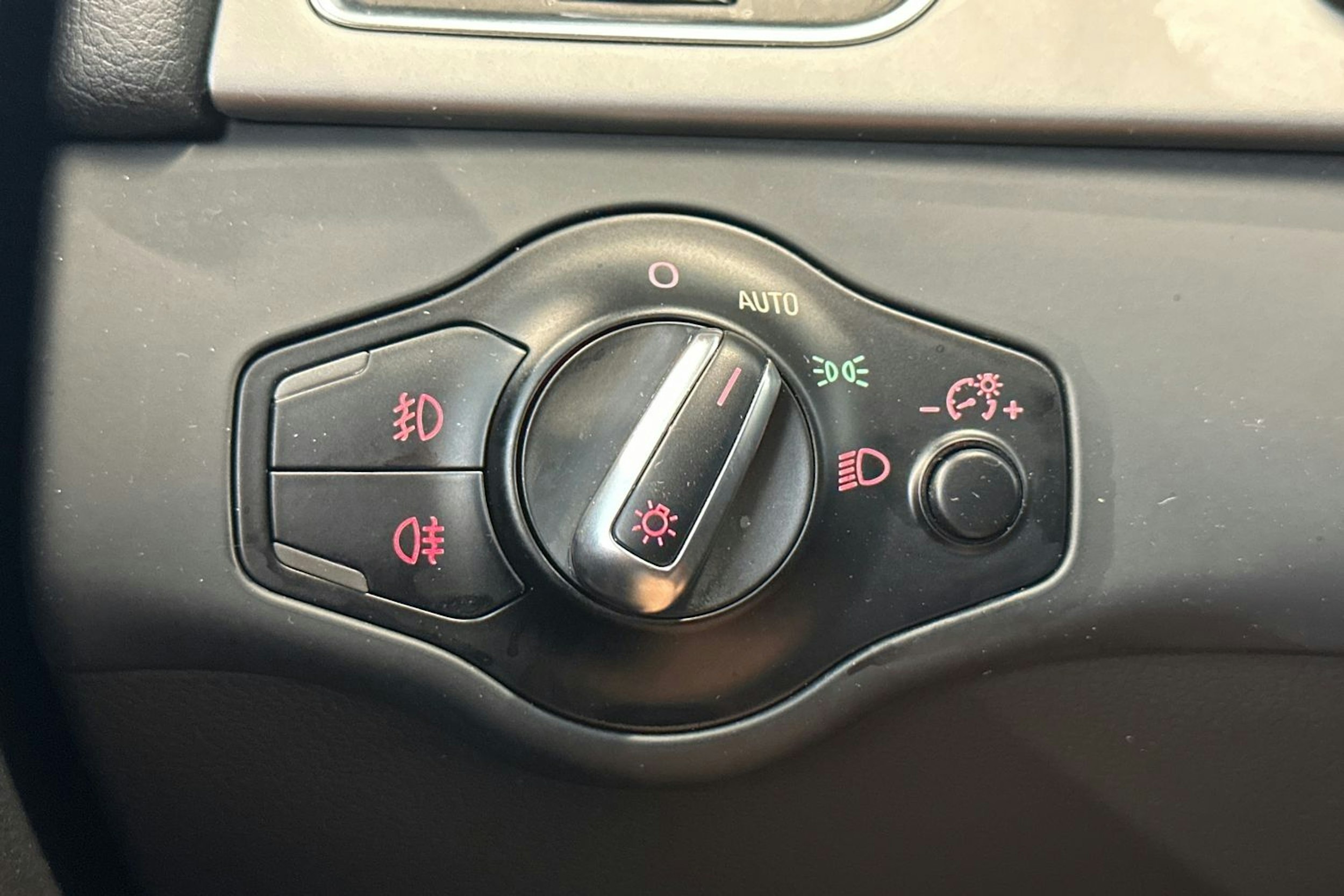 valkoinen Audi A5 2013 kuva 29.