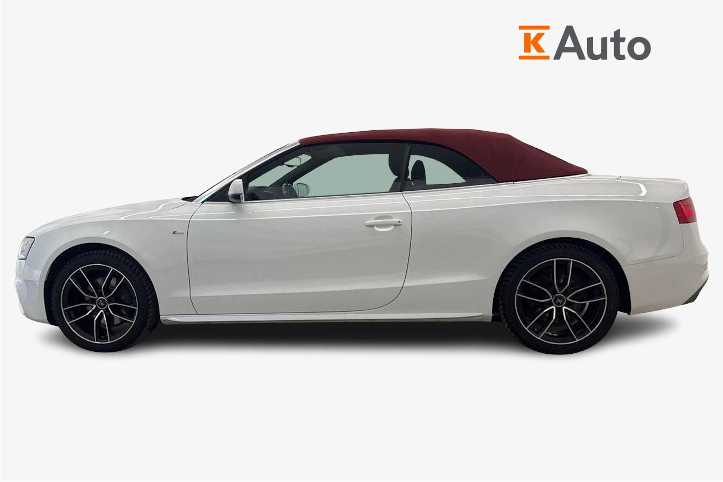 Valkoinen Audi A5 2013 kuva 5.