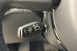 Valkoinen Audi A5 2013 kuva 13.