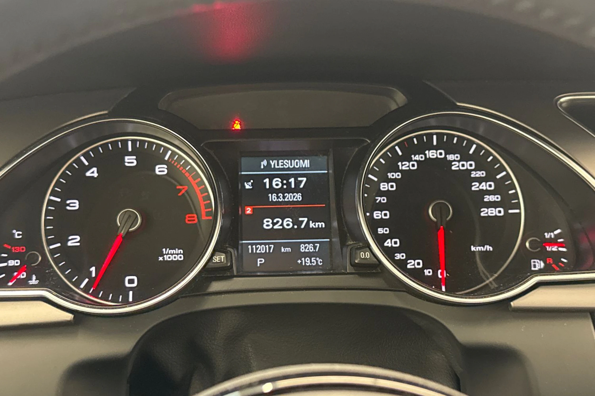 Valkoinen Audi A5 2013 kuva 16.