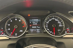 Valkoinen Audi A5 2013 kuva 16.