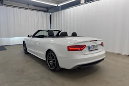 Valkoinen Audi A5 2013 kuva 27.