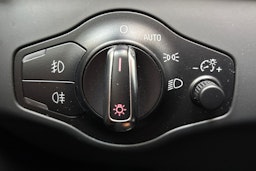 musta Audi A5 2013 kuva 17.