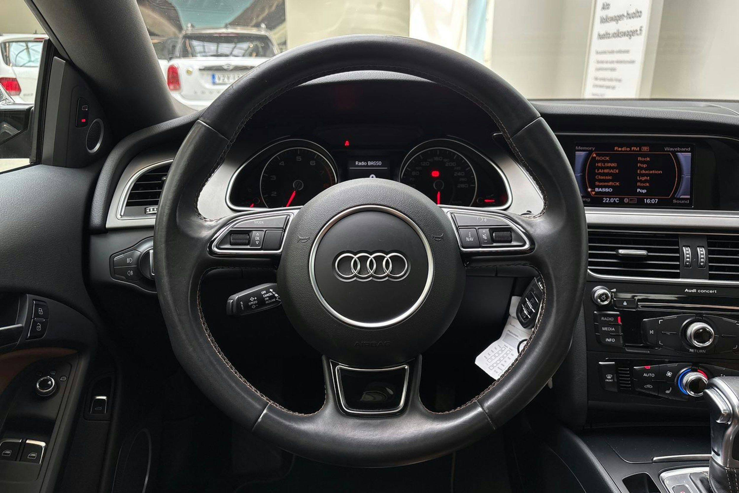musta Audi A5 2013 kuva 21.