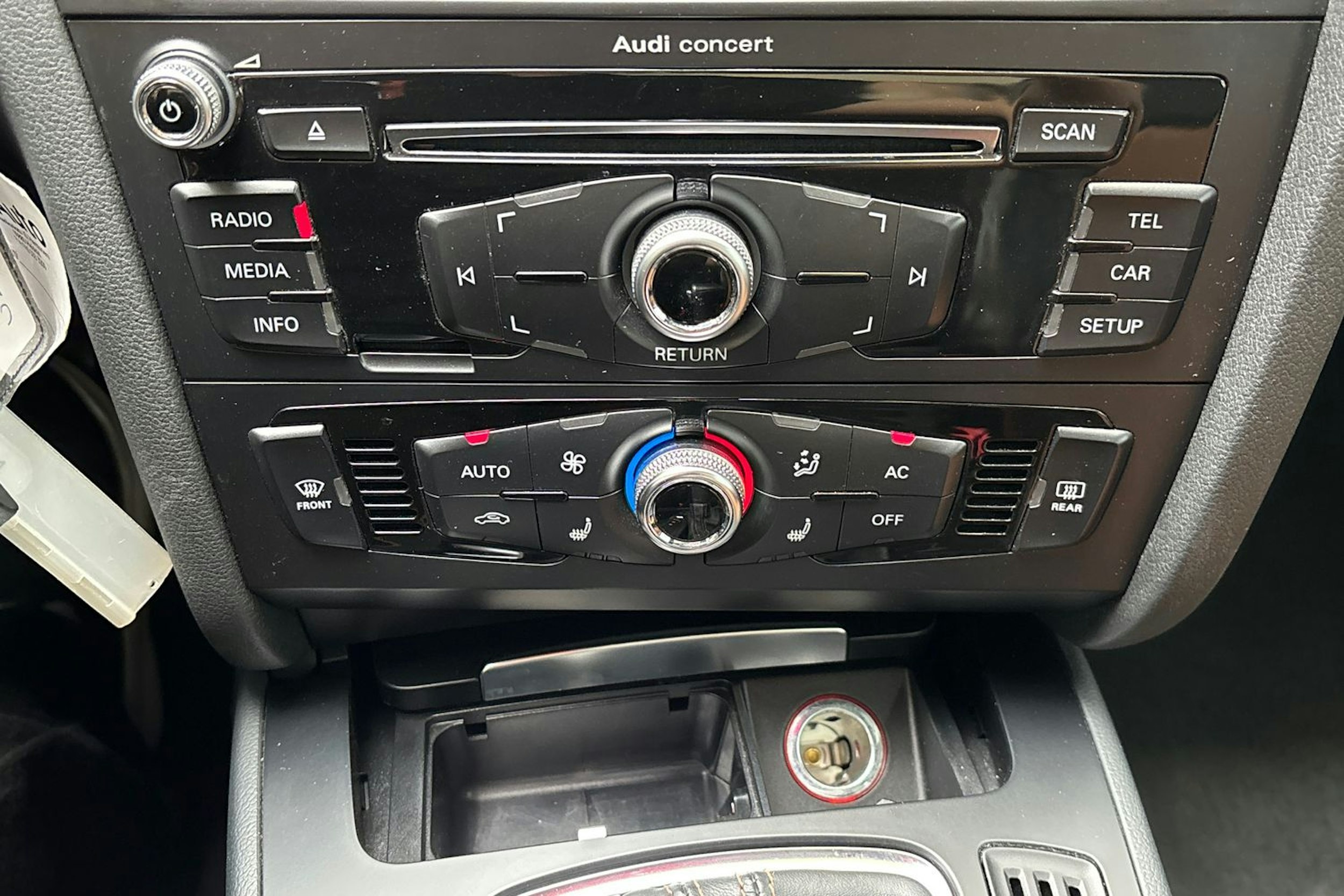 musta Audi A5 2013 kuva 25.