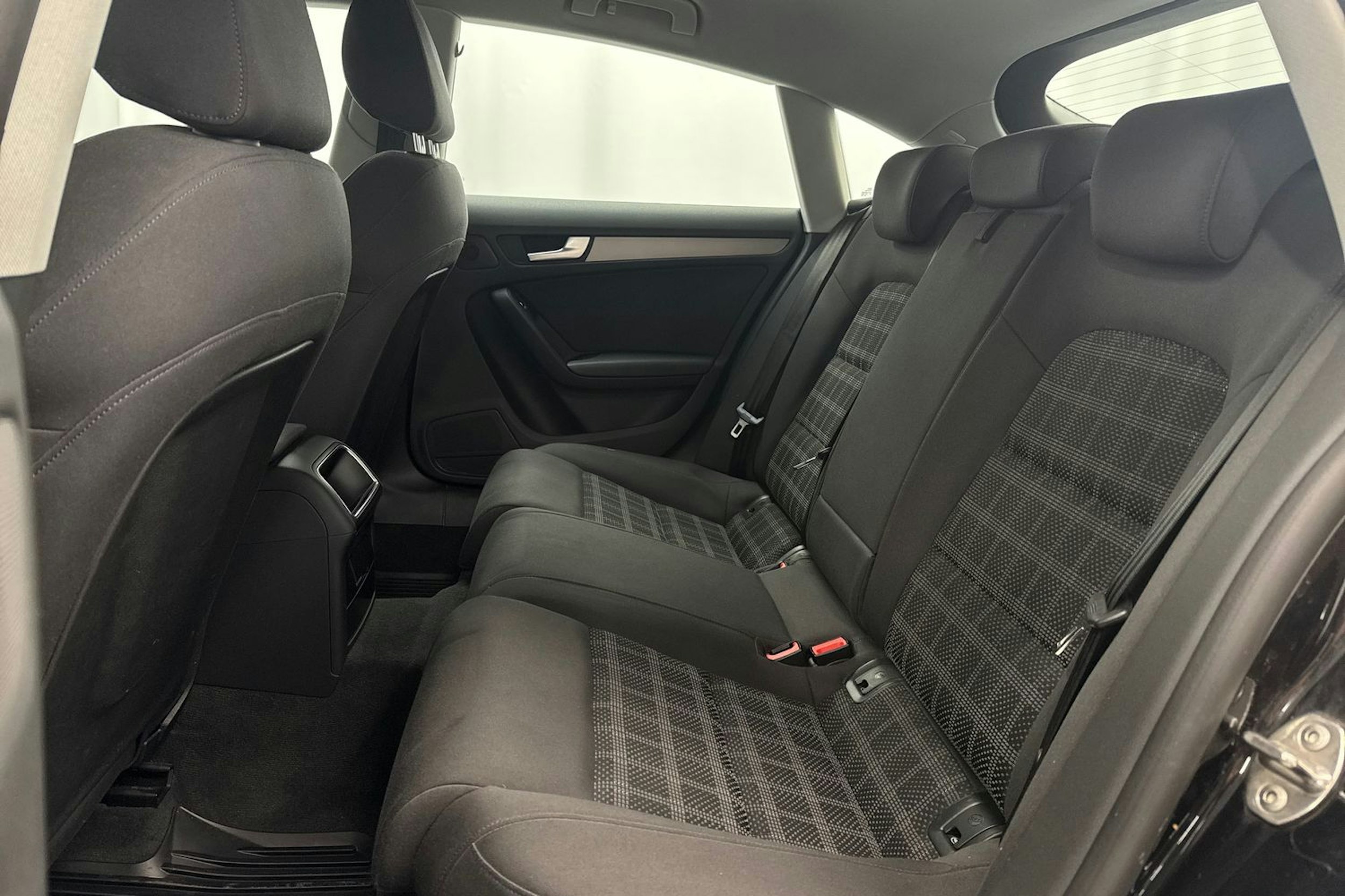 Musta Audi A5 2013 kuva 10.