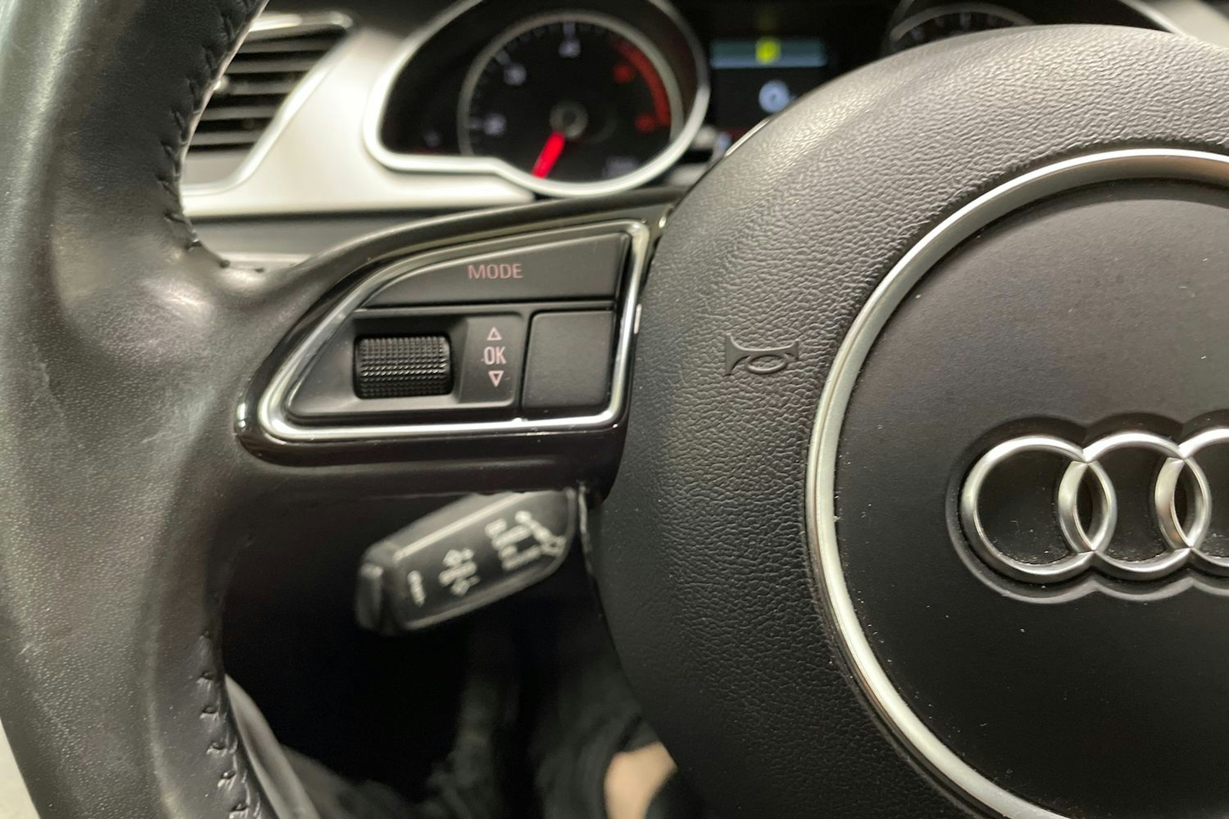 hopea Audi A5 2013 kuva 21.