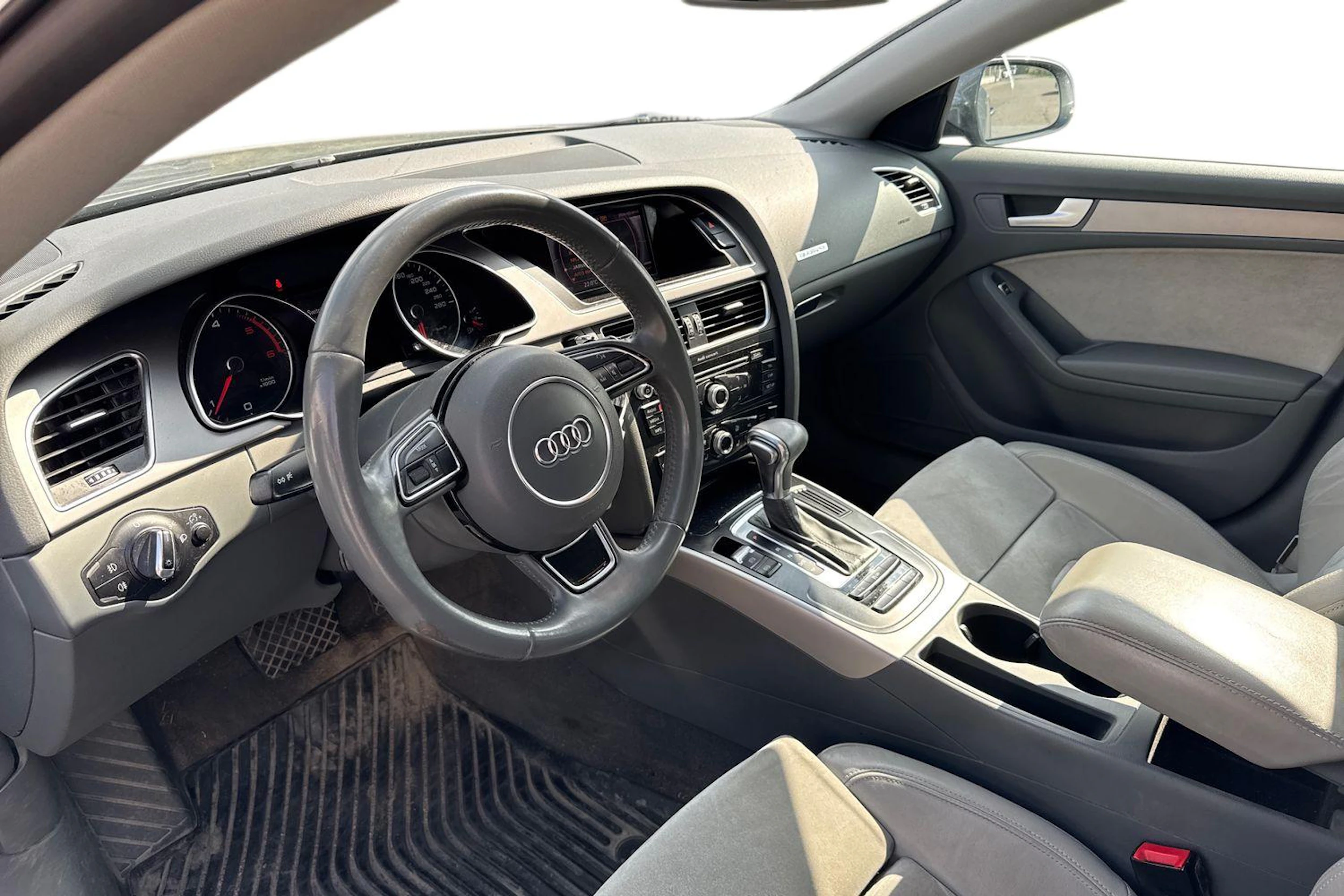 harmaa Audi A5 2013 kuva 3.