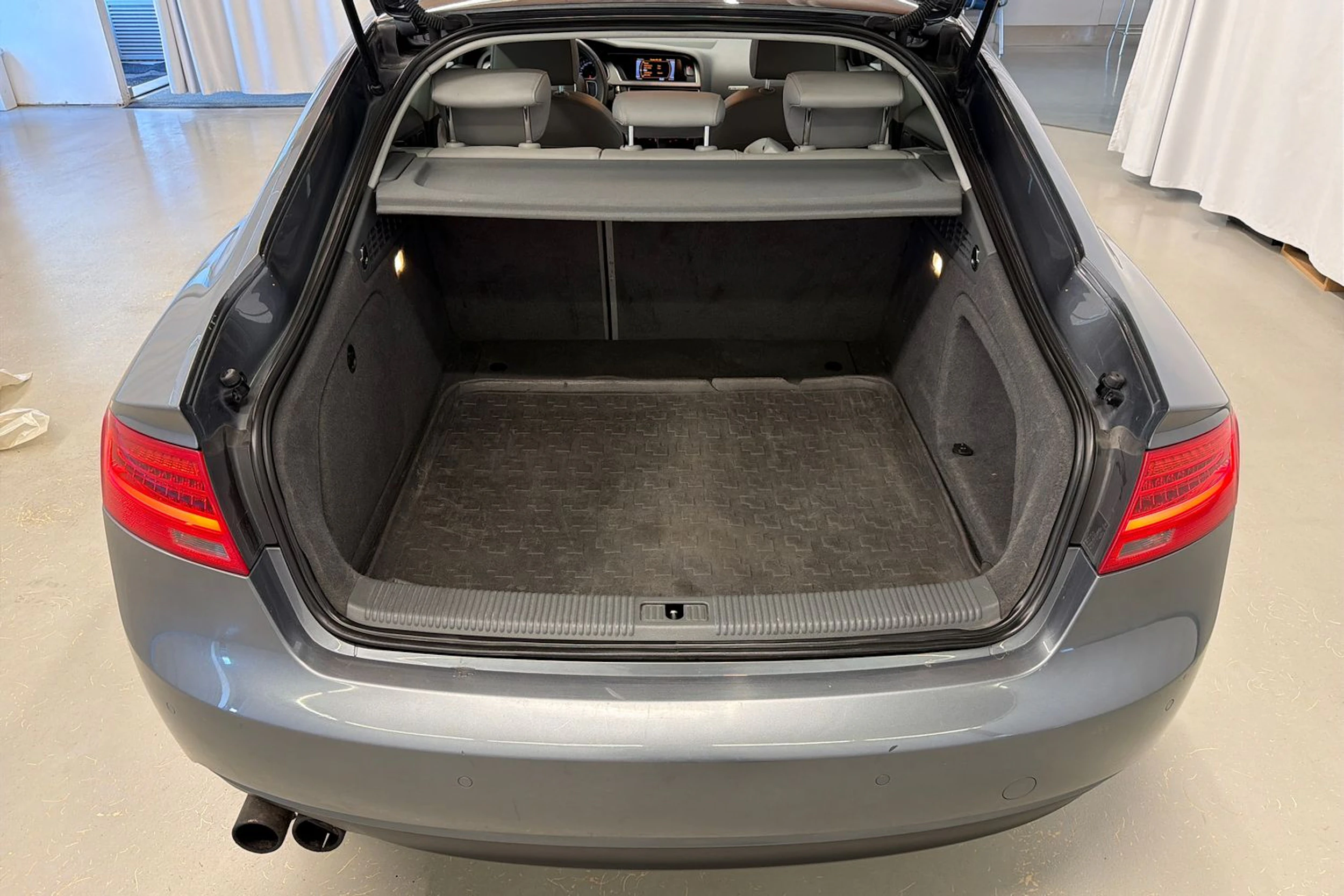 harmaa Audi A5 2013 kuva 21.