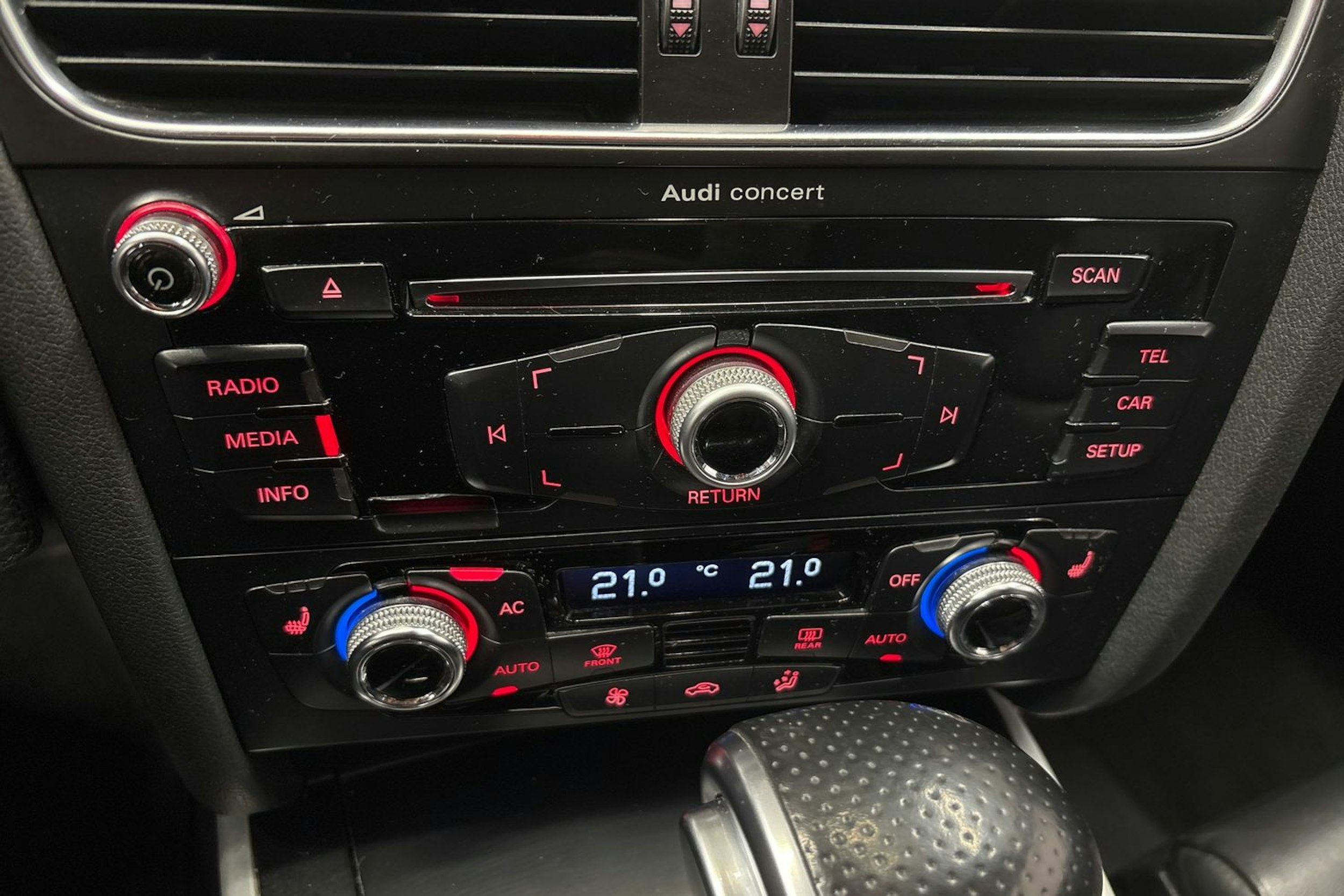 harmaa Audi A5 2013 kuva 22.