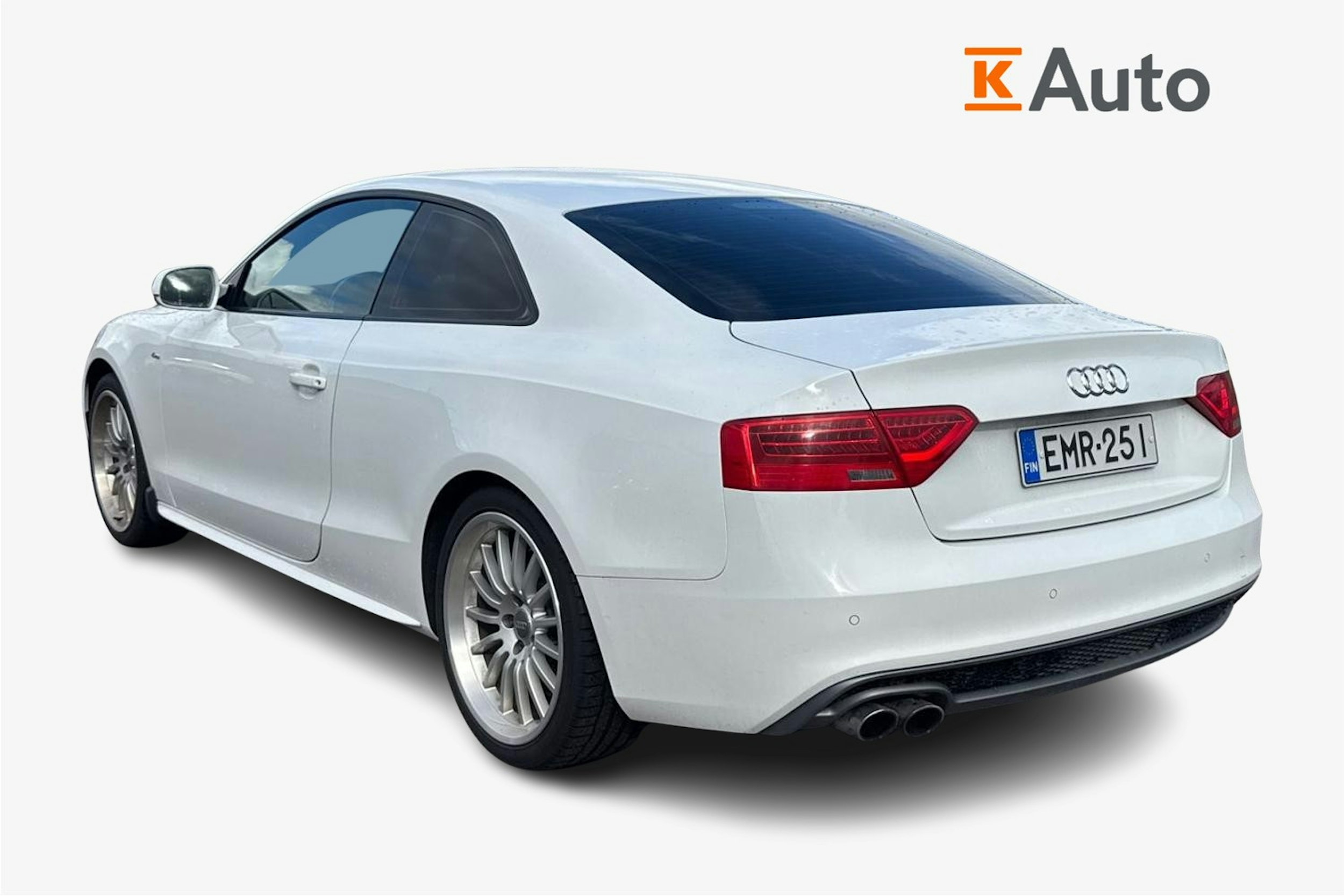 Valkoinen Audi A5 2014 kuva 2.