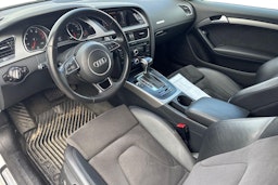 Valkoinen Audi A5 2014 kuva 7.
