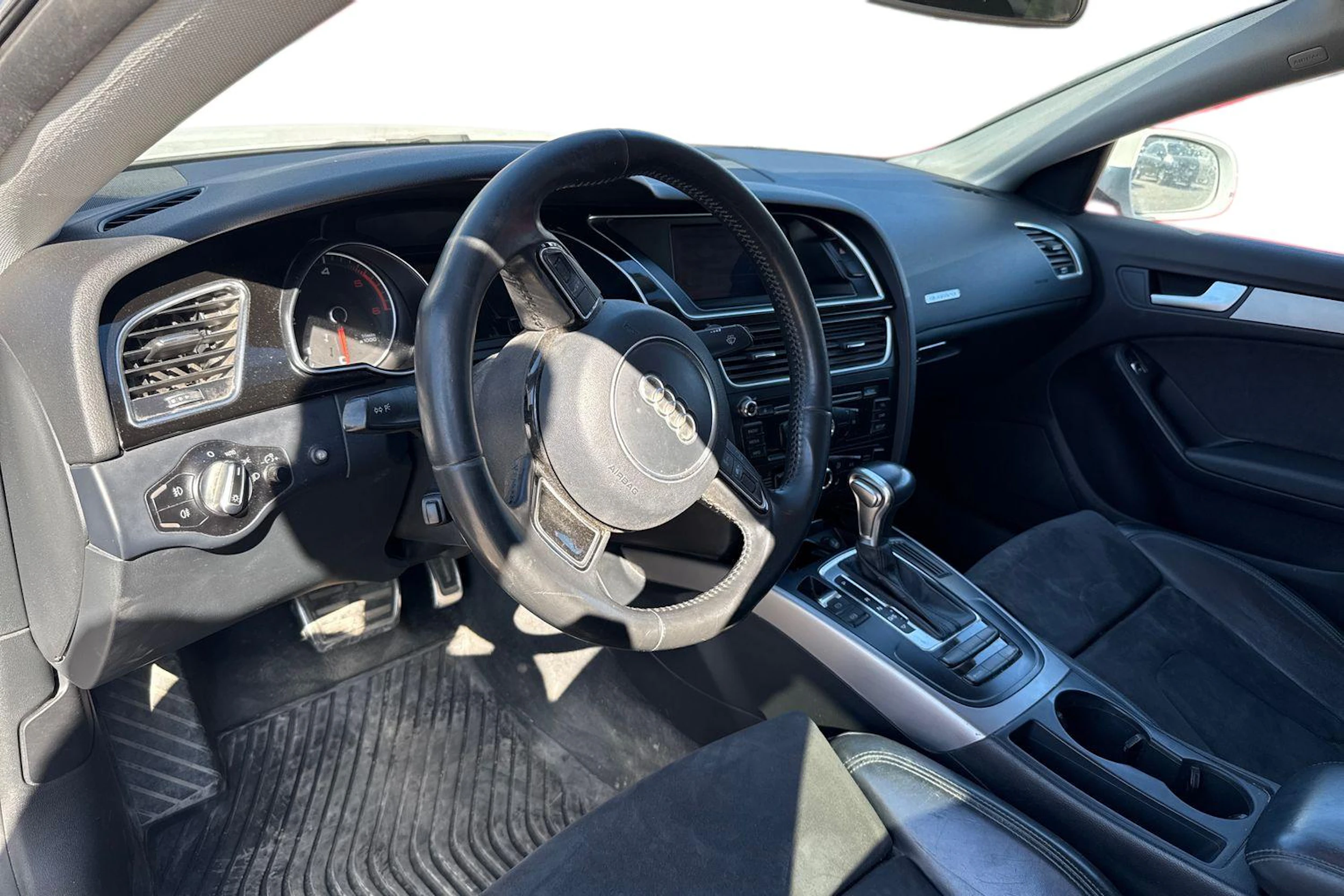 valkoinen Audi A5 2014 kuva 3.