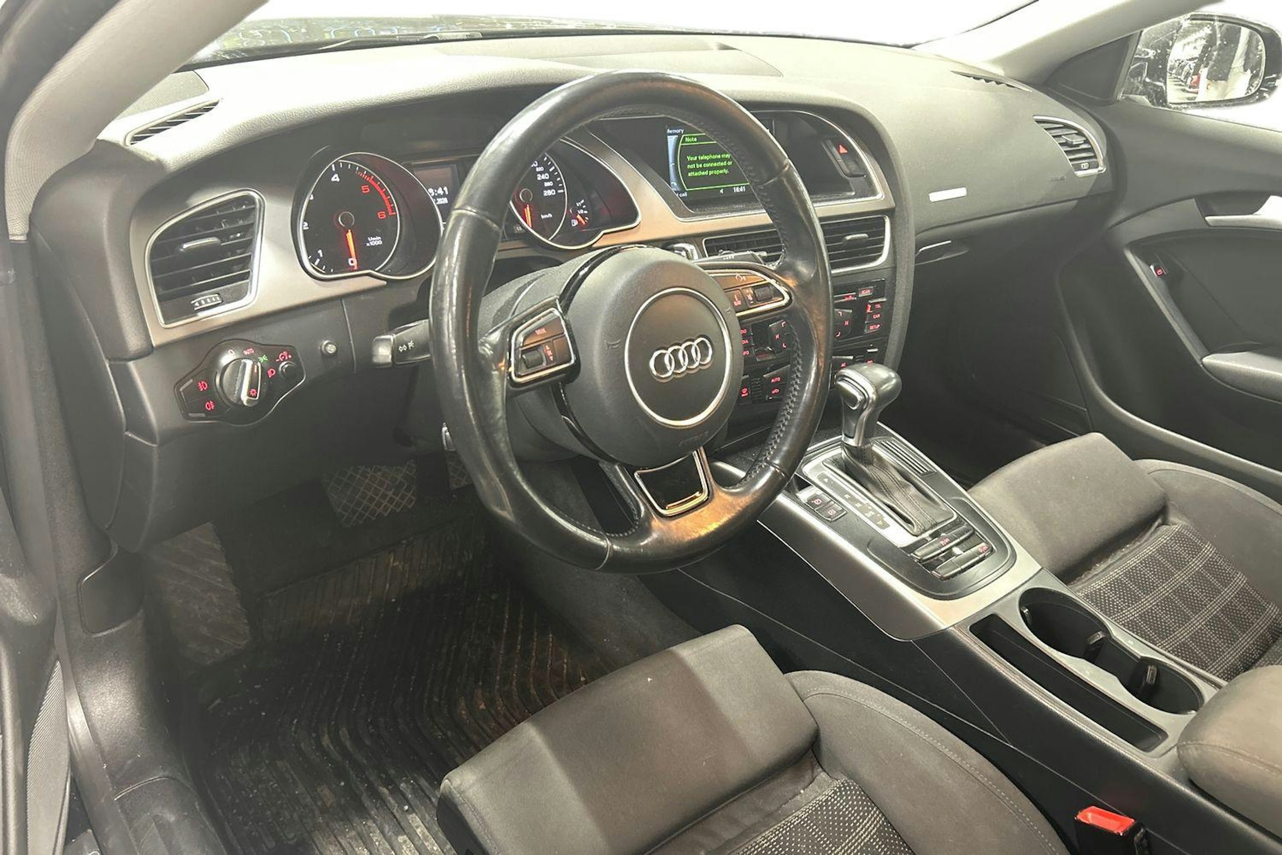 musta Audi A5 2014 kuva 3.