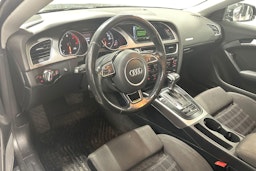 musta Audi A5 2014 kuva 3.