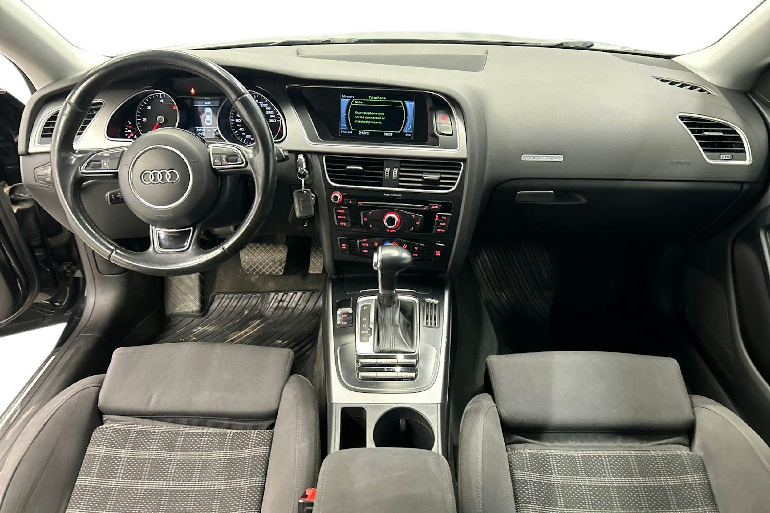 musta Audi A5 2014 kuva 9.